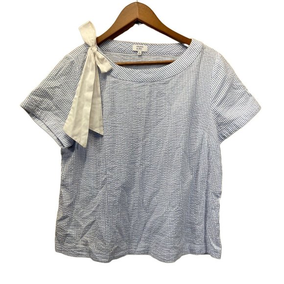crown & ivy Tops - Crown and Ivy Short Sleeve Blouse Shirt Blue White Strip with Bow Womens size XL